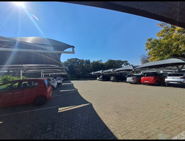 2,850M² OFFICE FOR SALE IN ILLOVO